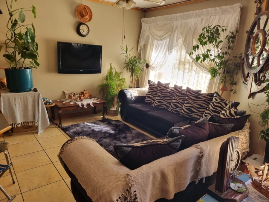 2 Bedroom Property for Sale in Uitsig Free State